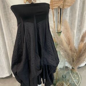 Elegant Black Strapless Dress